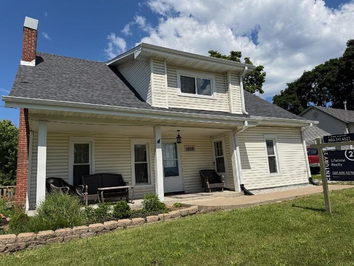 Property Photo: 1209 N Green Street MO 63501