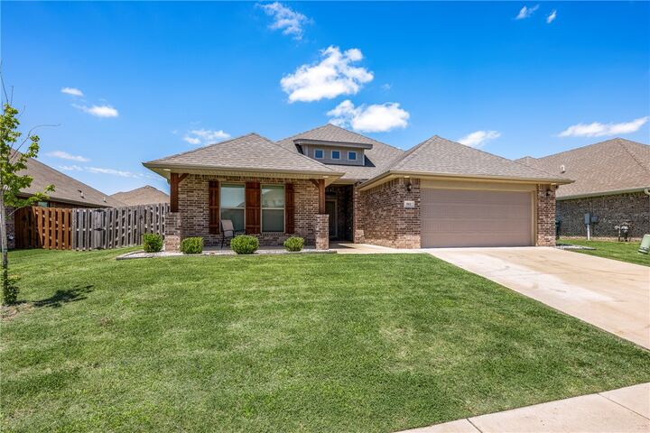 Property Photo:  981 Sundance Lane  AR 72712 