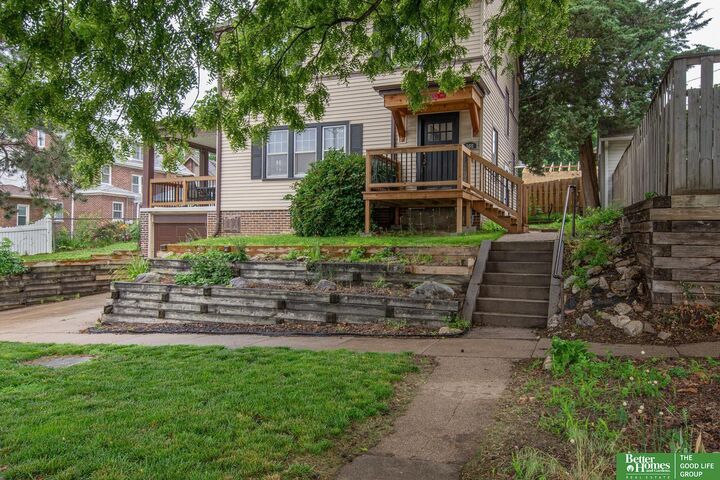 Property Photo:  308 S 48 Street  NE 68132 