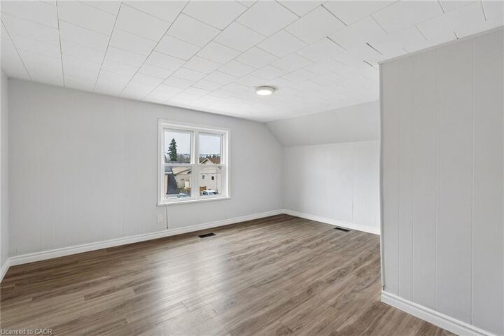 Property Photo: 26 Albina Street Upper ON L3C 1P3