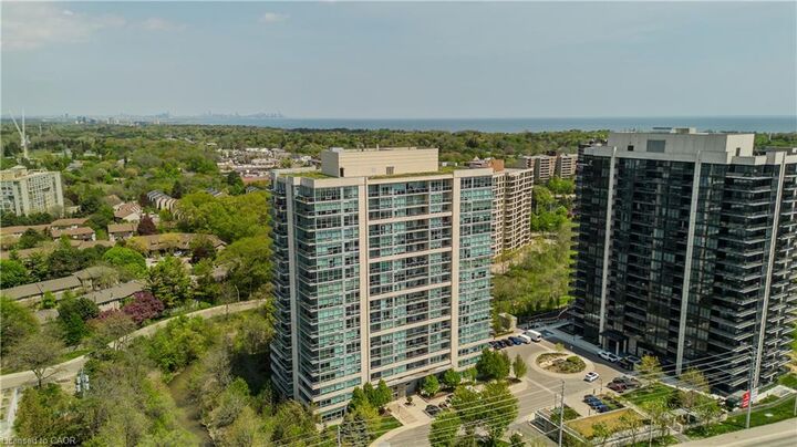 Property Photo:  1055 Southdown Road 312  ON L5J 0A3 