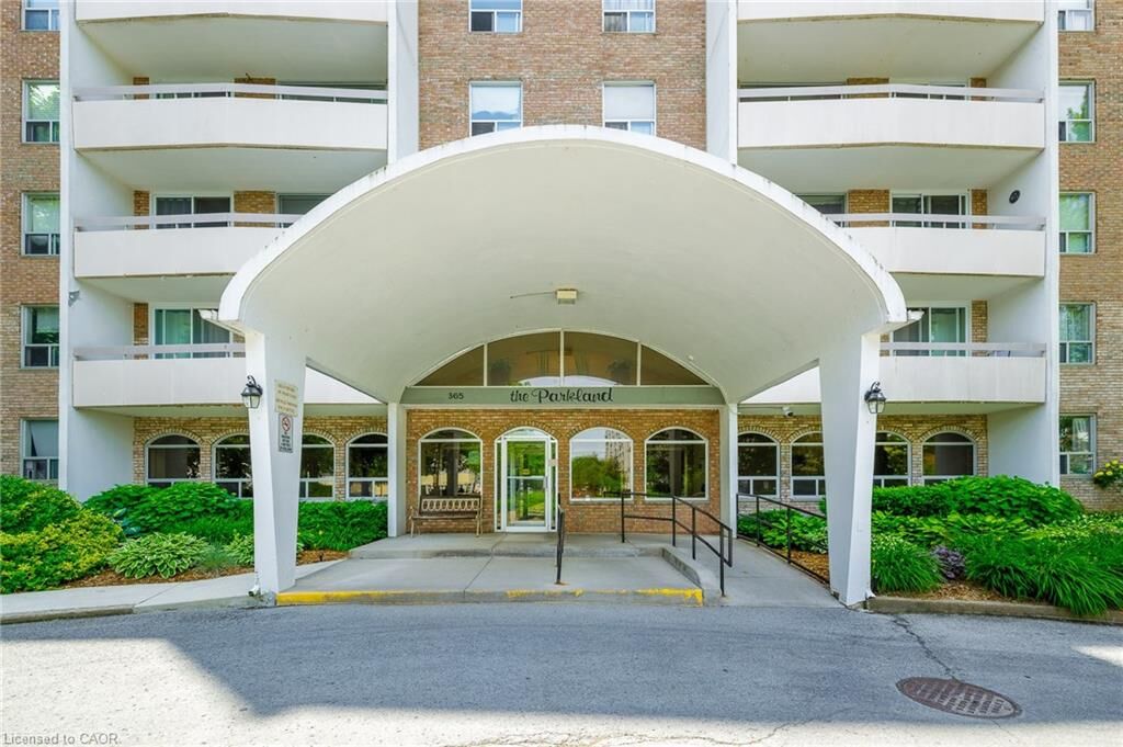 Property Photo: 365 Geneva Street 1002 ON L2N 5S7