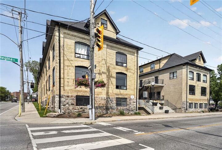 Property Photo: 12 Bridgeport Road E 9 ON N2J 2J3