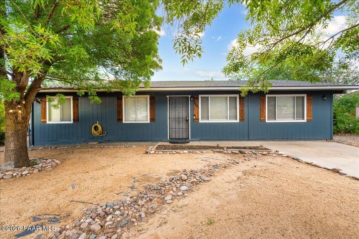 Property Photo:  3461 N Tower Road  AZ 86314 