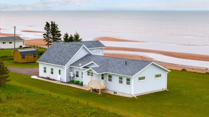 Property Photo: 18 Shore Road PE C0A 1J0