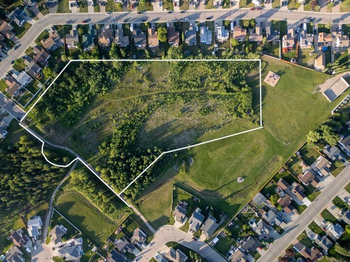 NE 24 59 12 W5 Hilltop Subdivision — photo 1