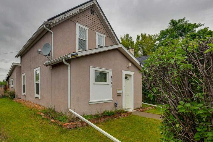 Property Photo: 4515 50 Avenue AB T4G 1R3
