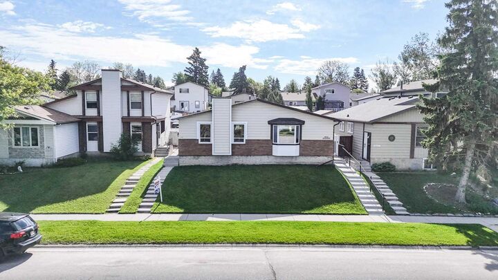 Property Photo: 3206 51 Street SW AB T3E 6R4