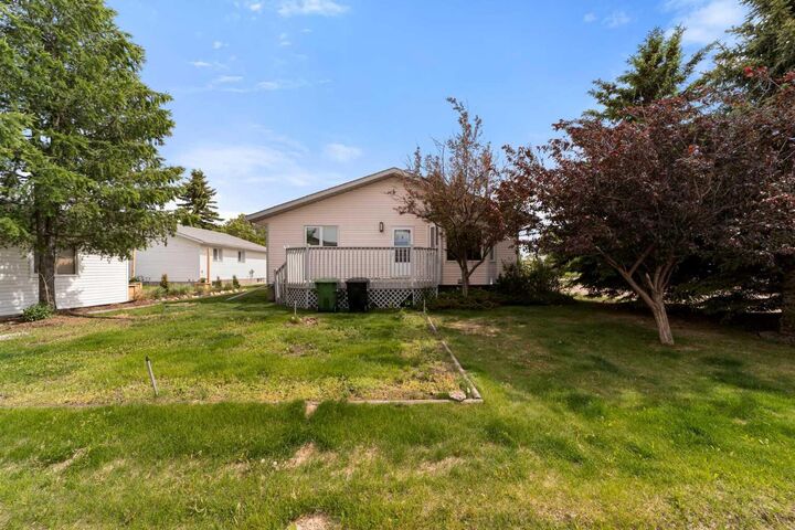 Property Photo: 5403 64 Street AB T4V 4L7