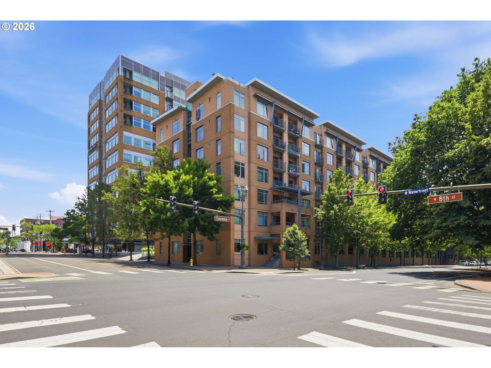Property Photo: 701 Columbia St 612 WA 98660