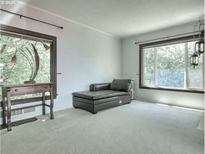 Property Photo: 3801 SW Plum St OR 97219