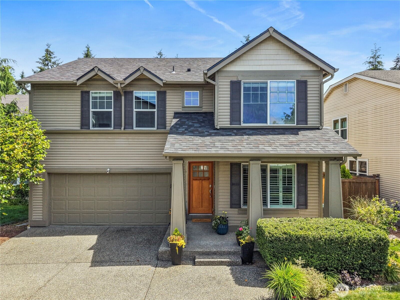 Property Photo: 24106 236 Avenue SE WA 98038