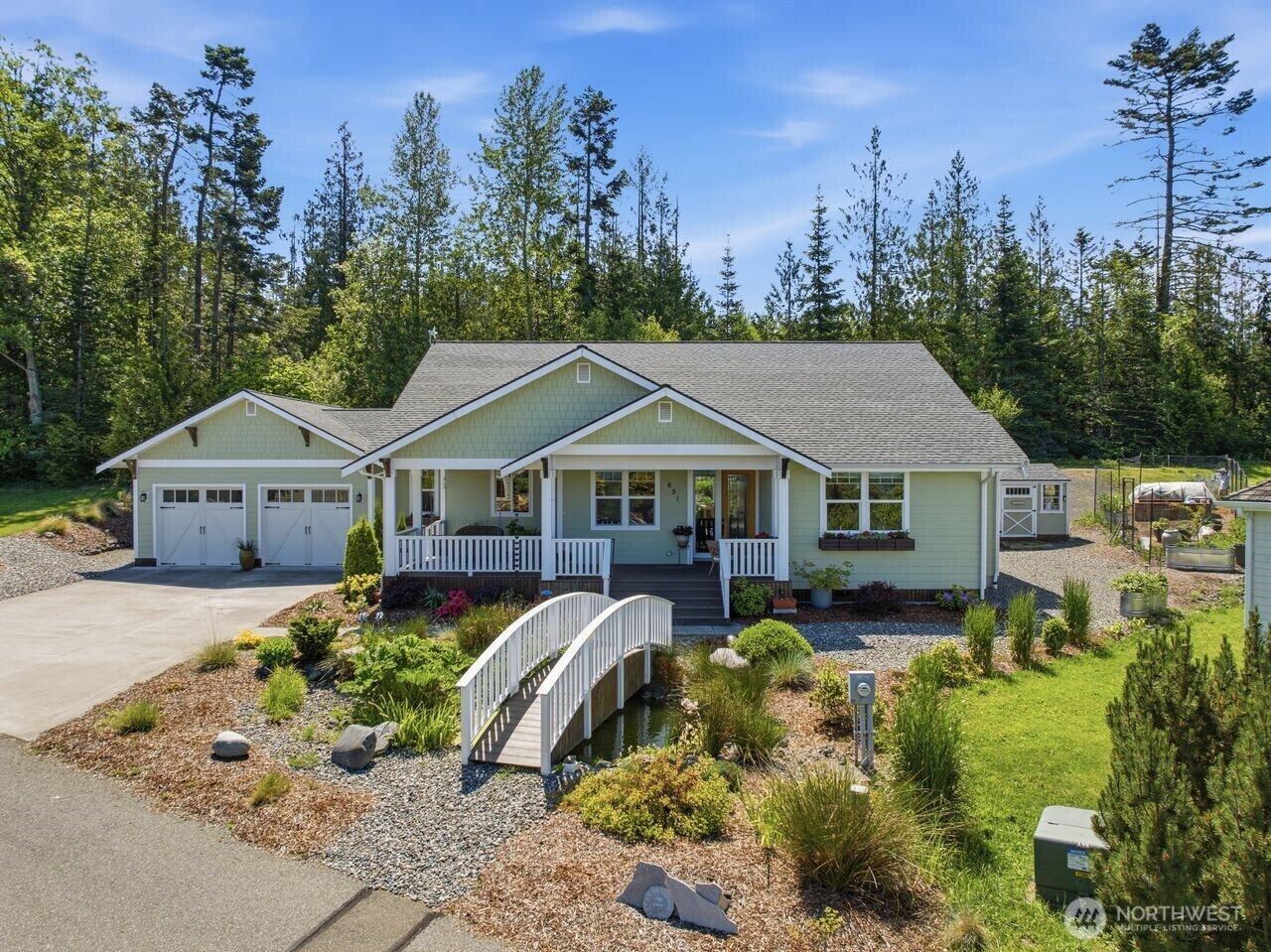 Property Photo: 651 Happy View Lane WA 98382