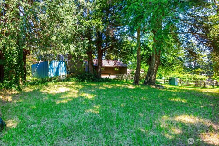 Property Photo:  820  Guard Street  WA 98250 