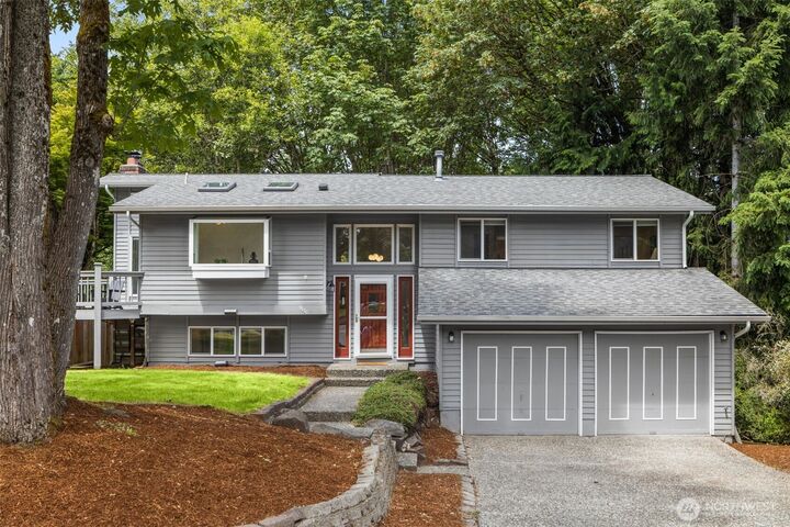 Property Photo:  9416 NE 143rd Street  WA 98034 
