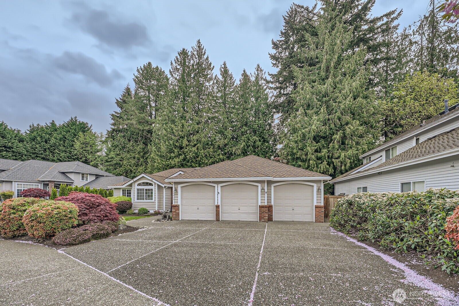 Property Photo:  15413  34th Avenue SE  WA 98012 