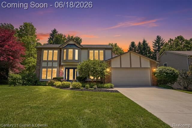 Property Photo:  42149 Crestview Circle  MI 48168 