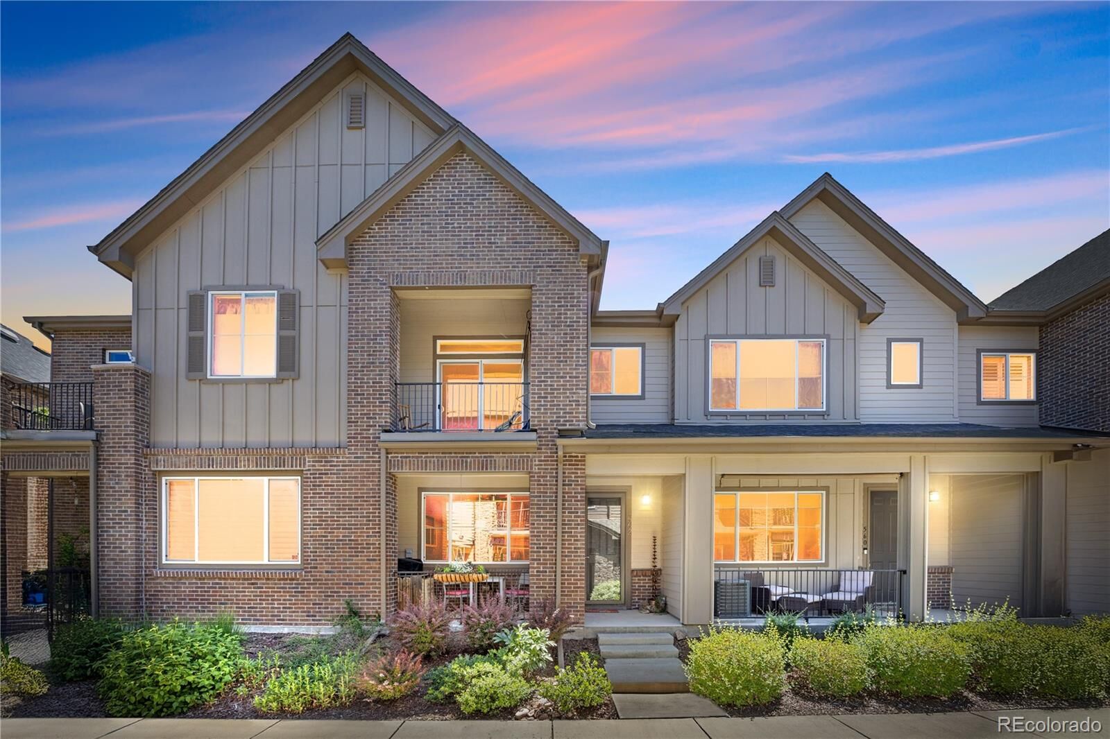 Property Photo: 562 E Dry Creek Place CO 80122