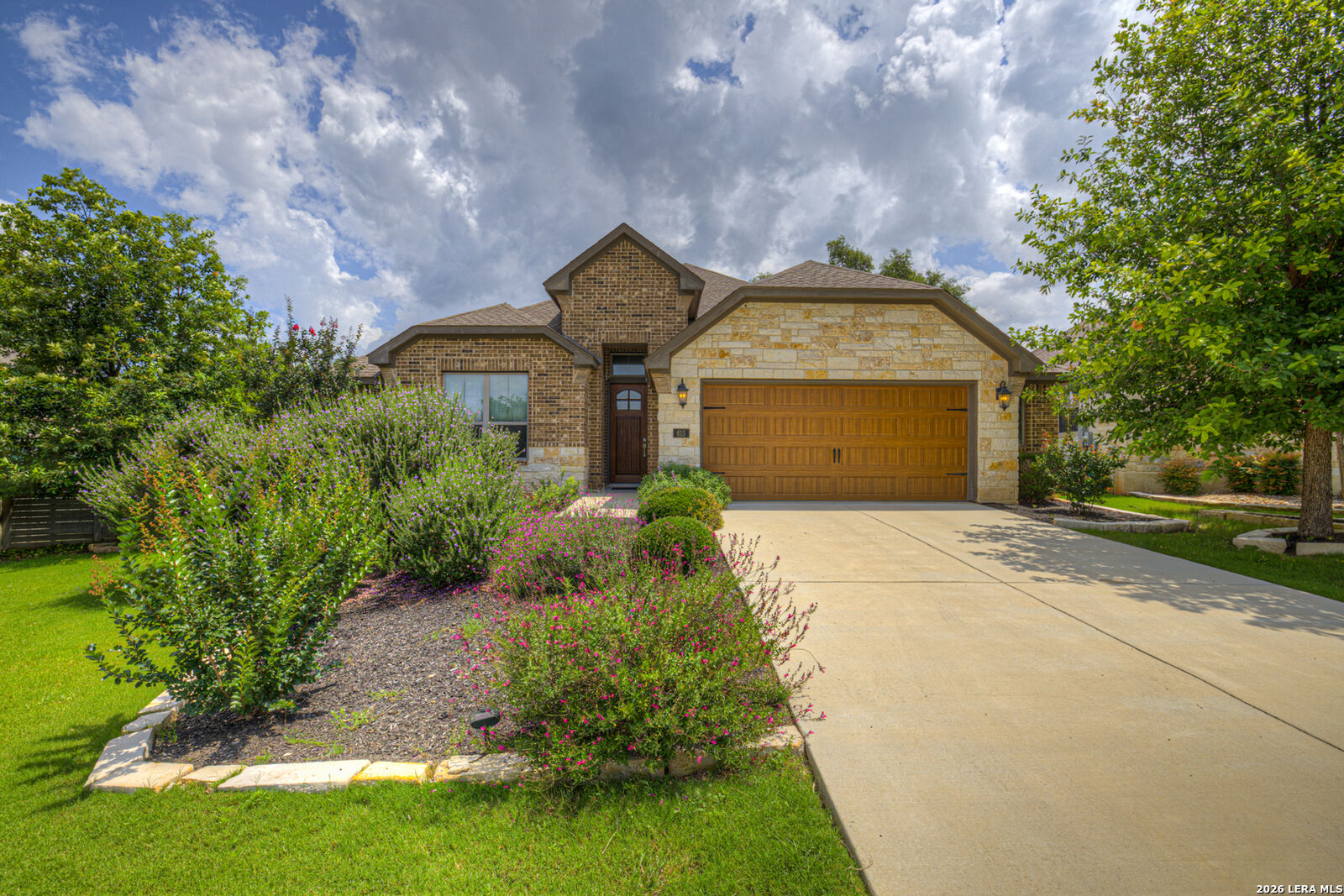 Property Photo: 615 Coral Berry TX 78132