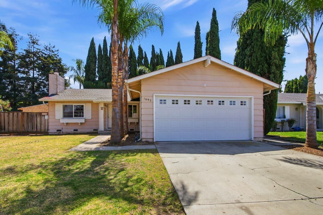 Property Photo: 1692 Ruther Place Court CA 95121