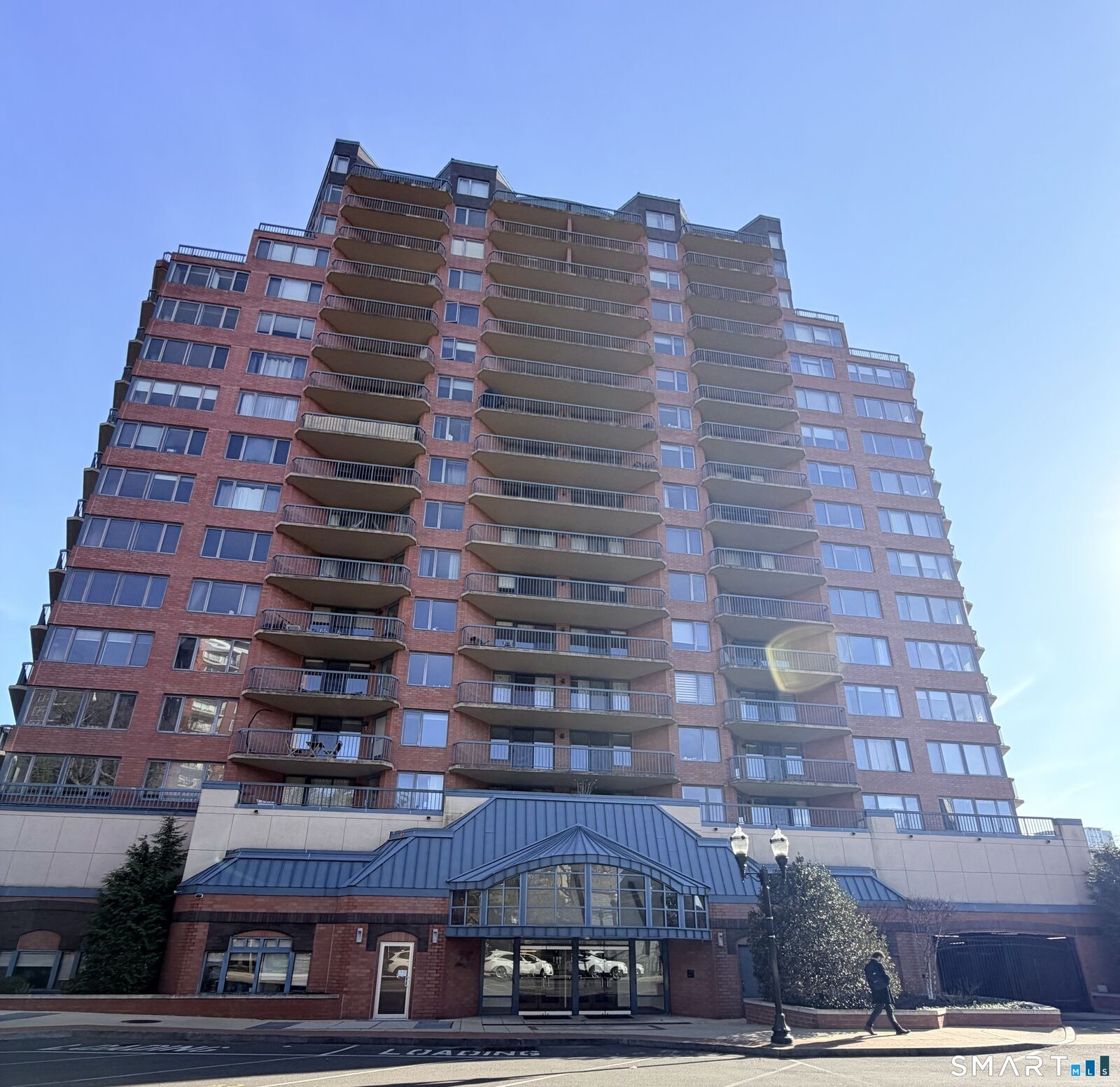 Property Photo:  25 Forest Street 7F  CT 06901 