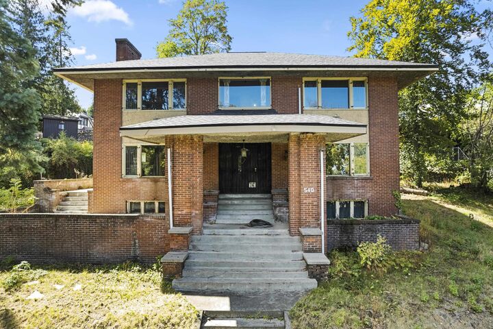 Property Photo: 540 E Rockwood Blvd WA 99202