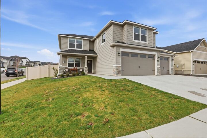 Property Photo:  1824 S Donwood St  WA 99016 