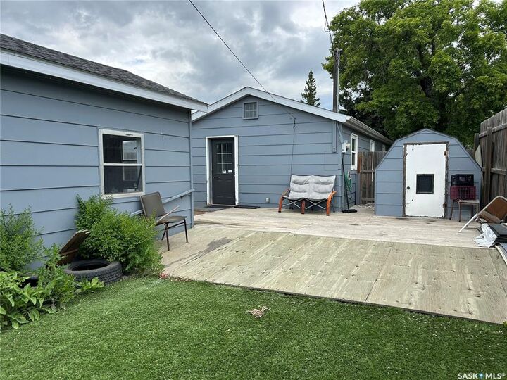 Property Photo: 630 4th Street SK S4A 0V5