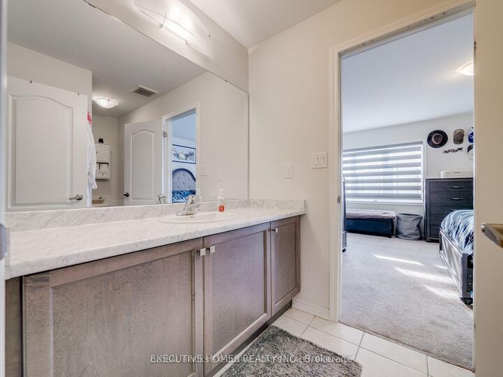 26 Lillian Way — photo 1