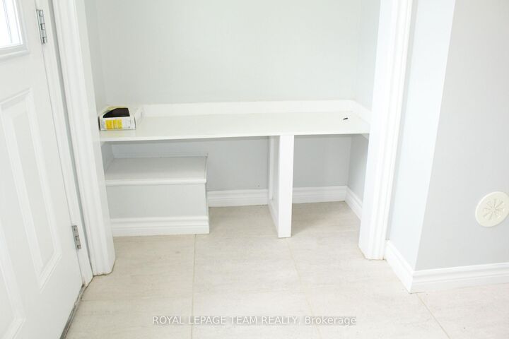 Property Photo: 374 Sweet Grass Circle ON K2J 5W9