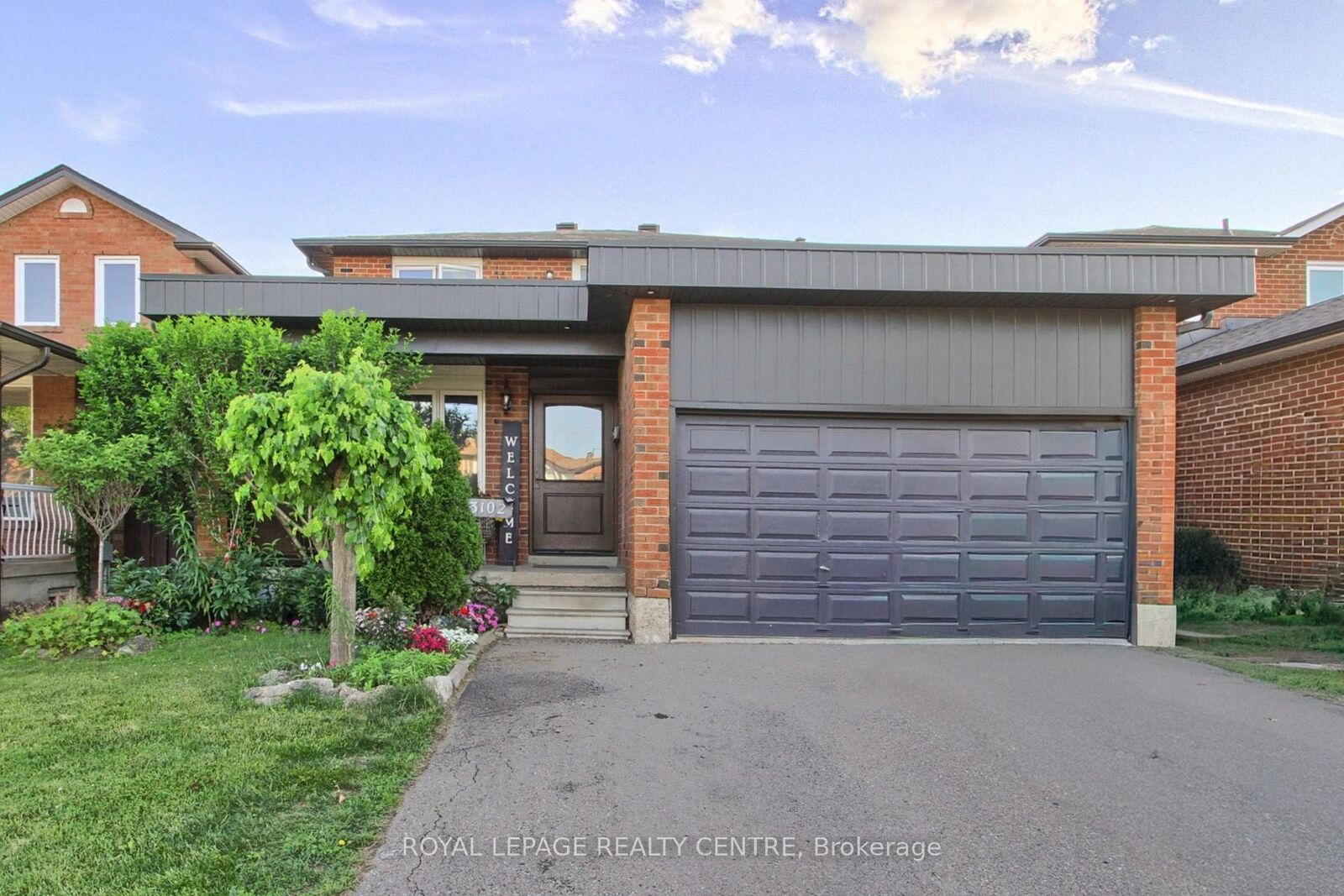 Property Photo: 3102 Nawbrook Road ON L4X 2V5
