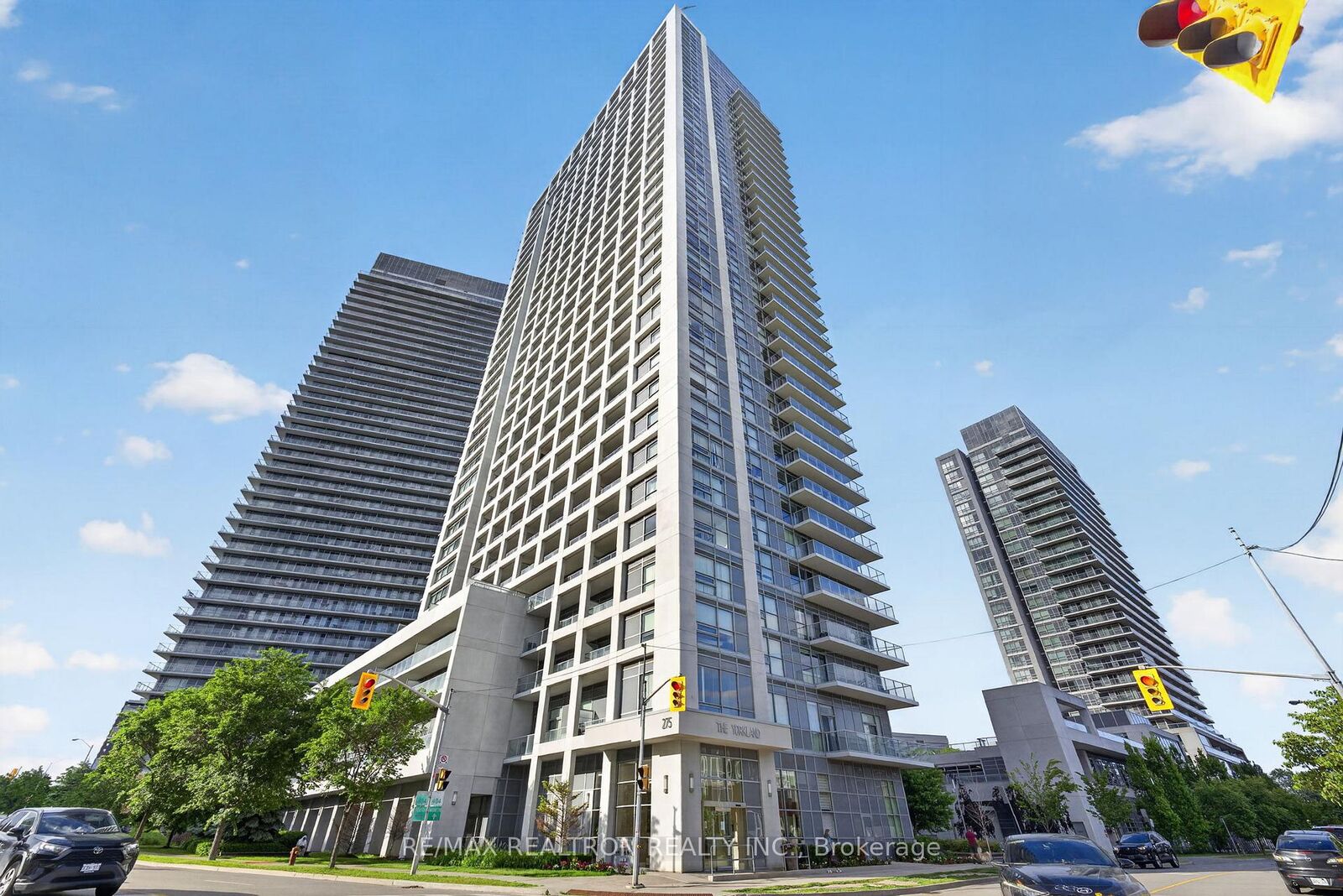 Property Photo: 275 Yorkland Road 209 ON M2J 0B3