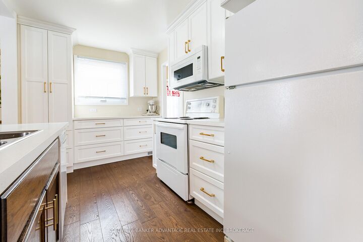 25 Newleaf Crescent — photo 1