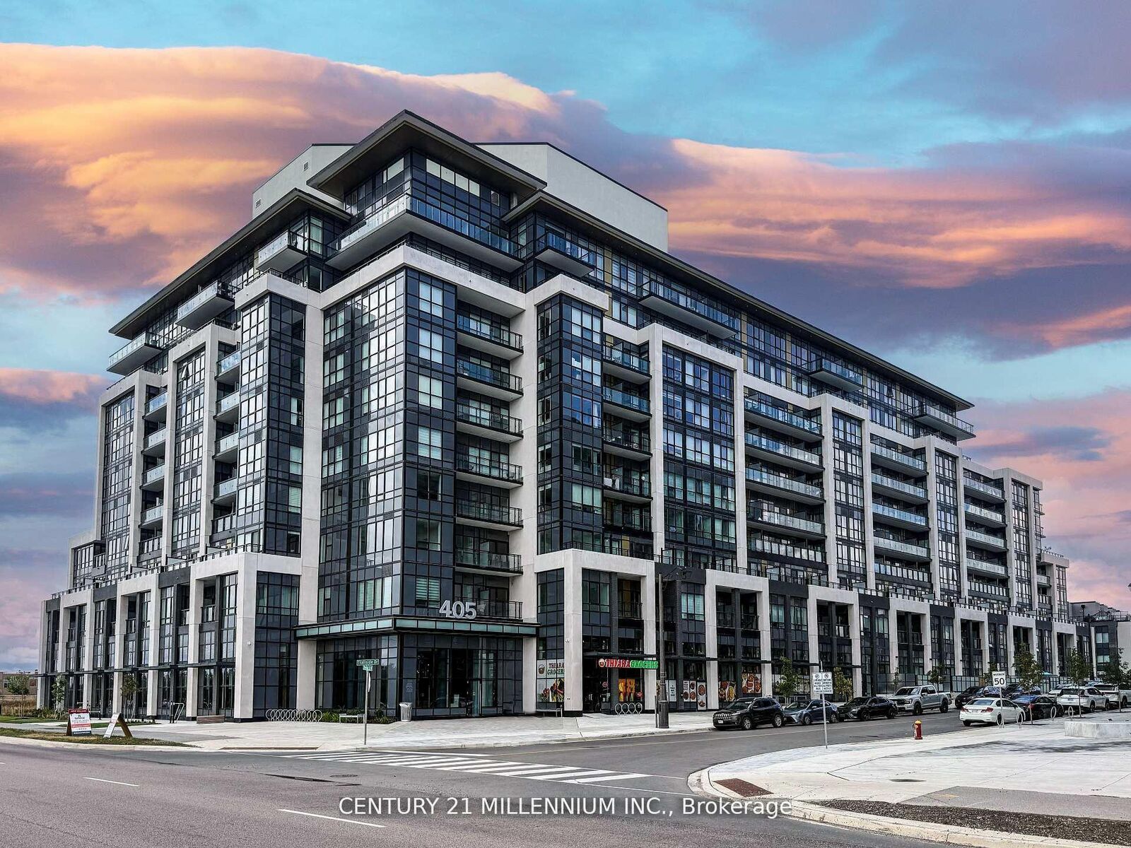 Property Photo:  405 Dundas Street W 810  ON L6M 5P9 