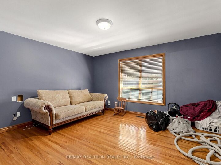 Property Photo:  179 Douglas Road  ON L4E 3H5 
