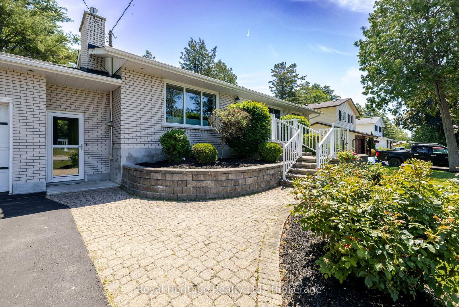 Property Photo: 93 Cedar Street ON K0K 1H0