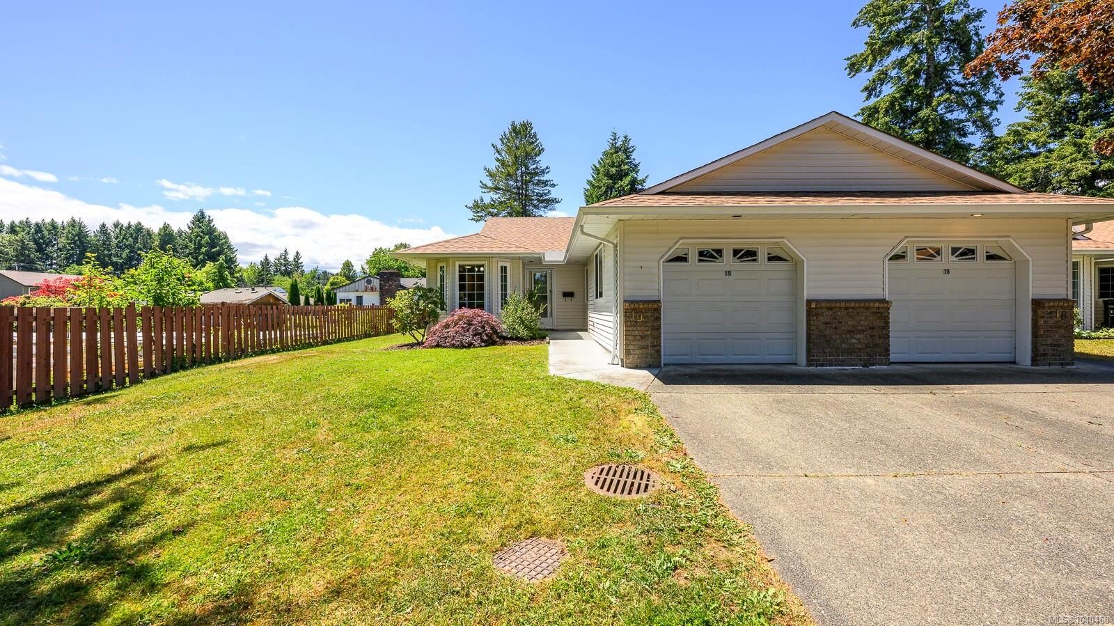 Property Photo:  1905 Willemar Ave #19  BC V9N 3M5 