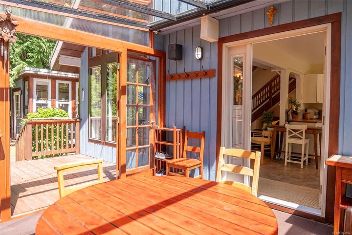 Property Photo:  7913 Swanson View Dr  BC V0N 2M2 
