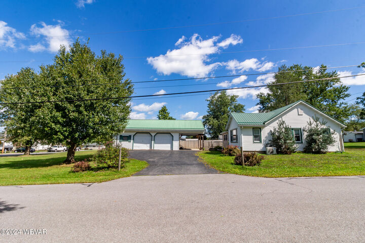 Property Photo:  100 Quarry Road  PA 17756 
