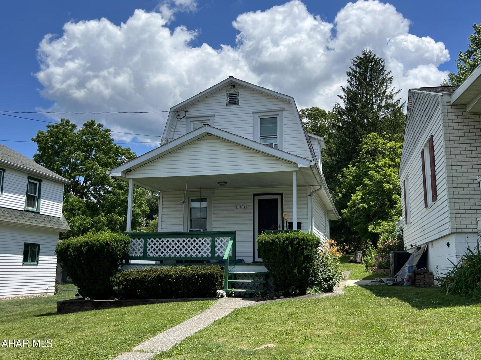 Property Photo: 1304 Hamilton Avenue PA 16686