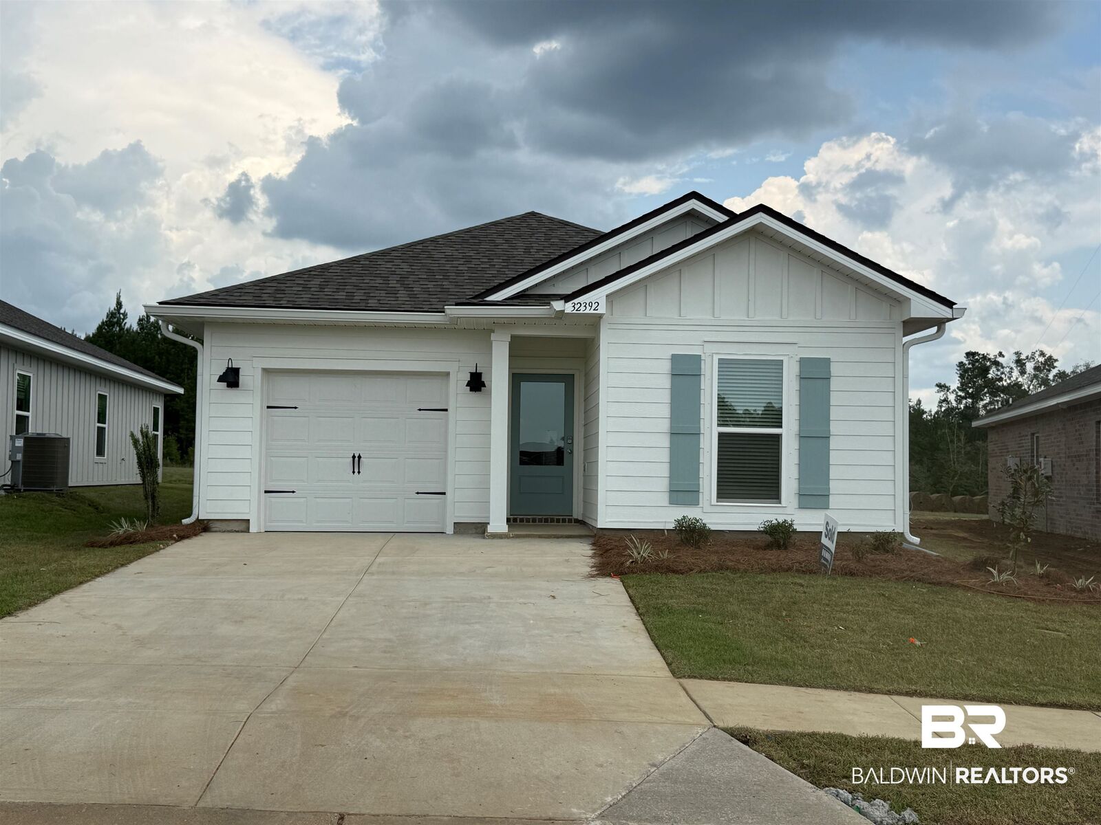 Property Photo: 32392 Revere Drive AL 36527
