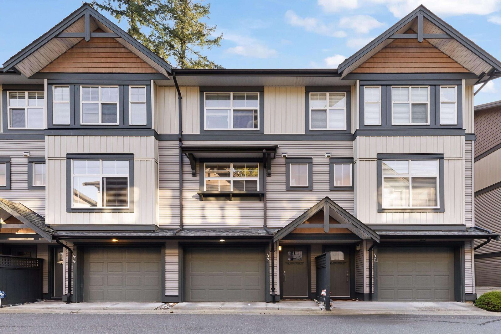 Property Photo: 6123 138 Street 43 BC V3X 1E8