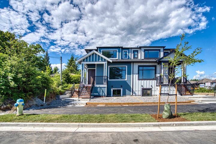 Property Photo: 32611 Cherry Avenue BC V2V 2T8