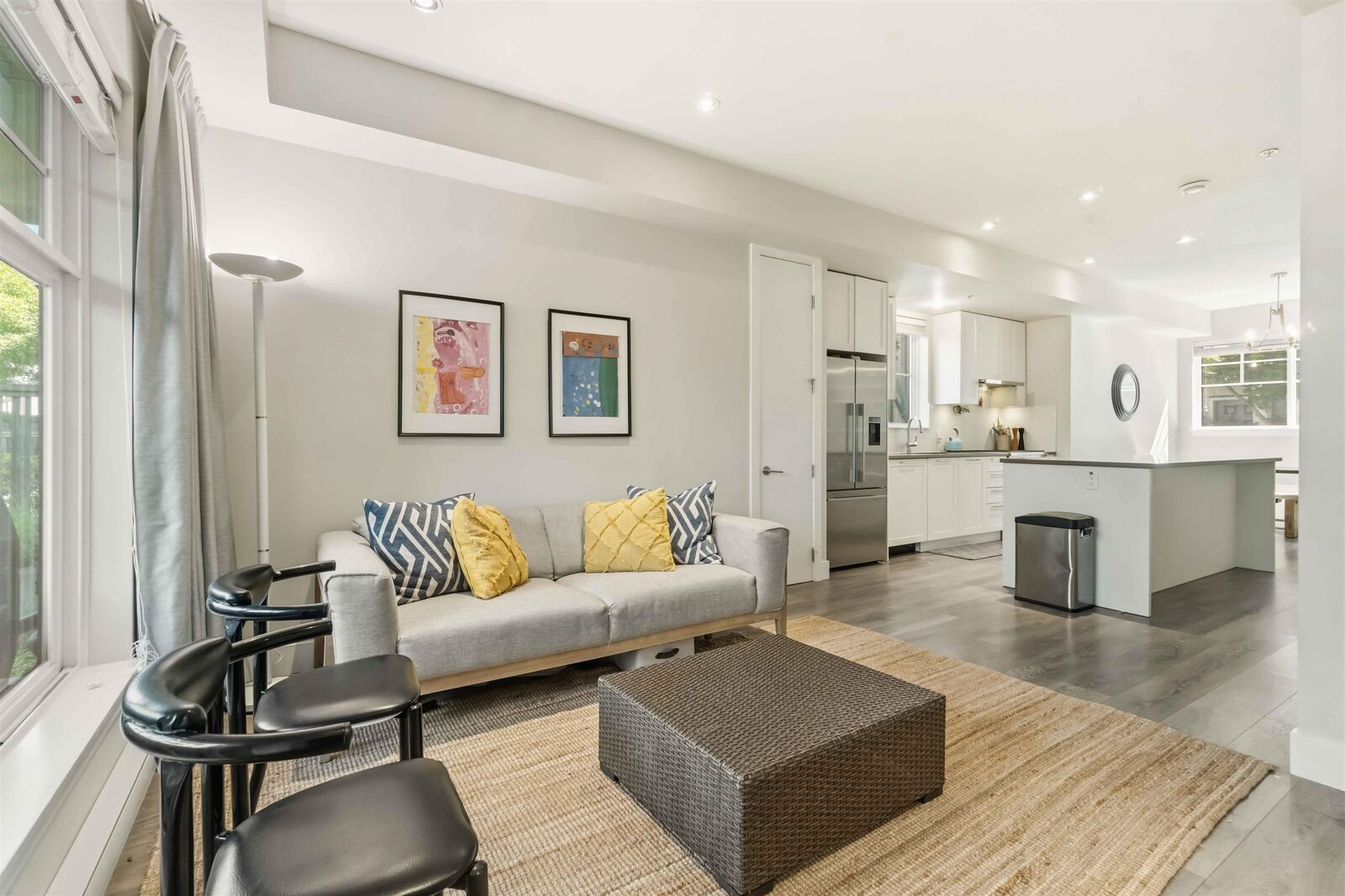 Property Photo:  5142 Canada Way 5  BC V5E 0C3 