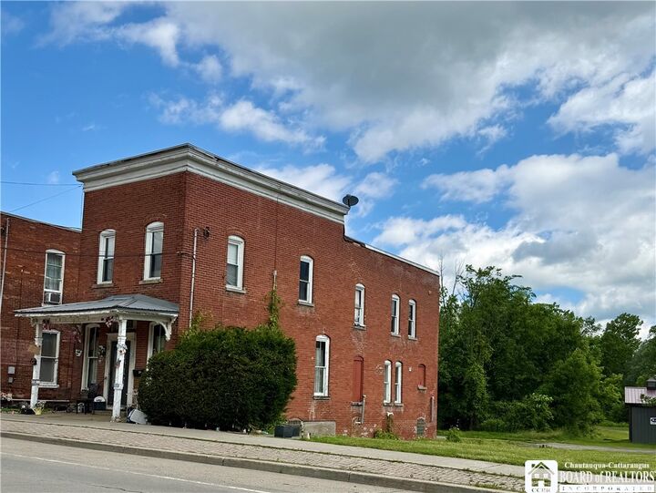 Property Photo:  10 Jamestown Street  NY 14772 