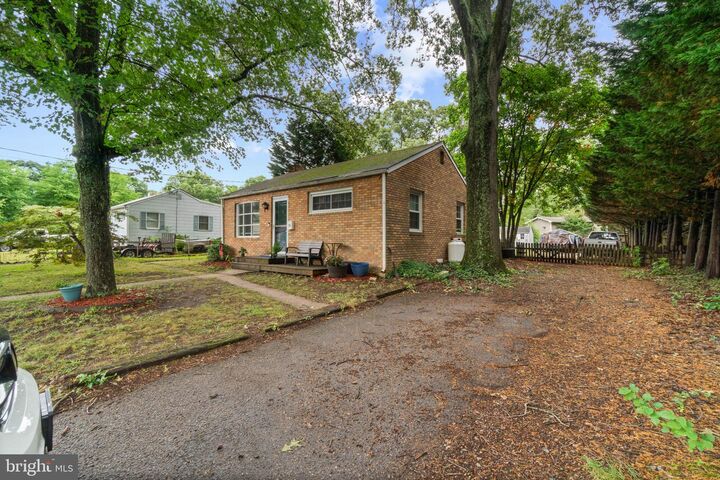 Property Photo: 10 Winding Woods Way MD 21122