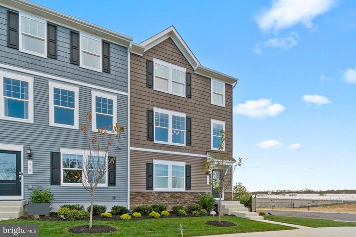 Property Photo: 463 Presidents Pointe Avenue 458 WV 25438