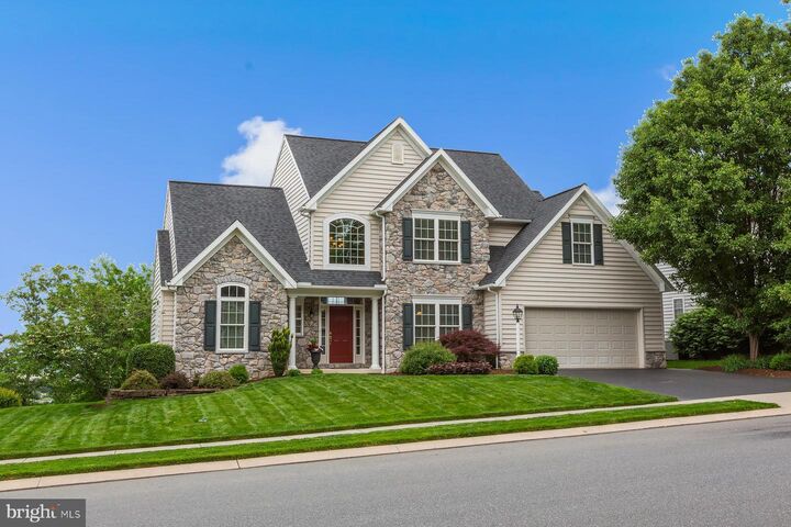 Property Photo: 572 Eagles View PA 17601