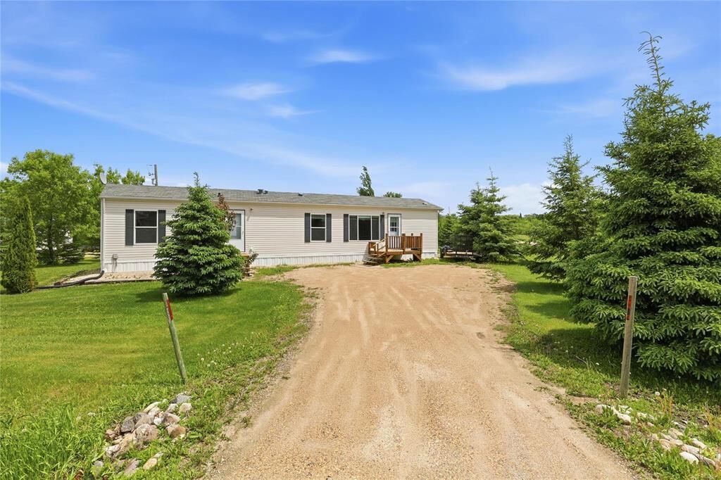 Photo de la propriété: 211 Macaire Avenue South MB R0A 1T0