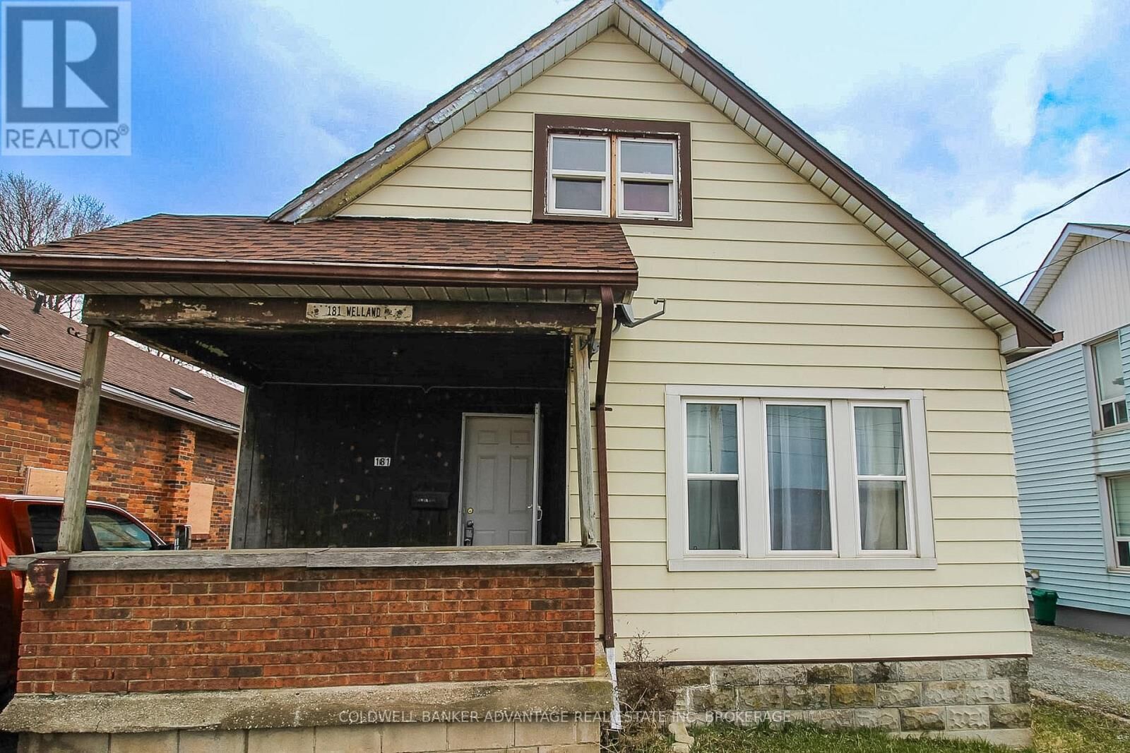 Property Photo:  181 Welland Street Upper  ON L3K 1V2 